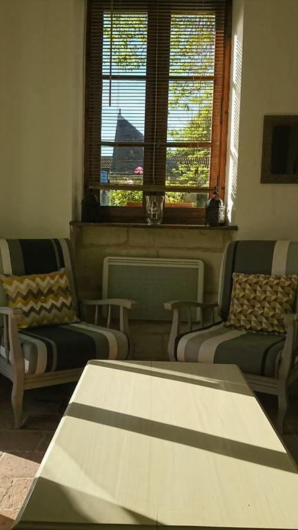 Monts-sur-Guesnes L'Olivierヴィラ エクステリア 写真